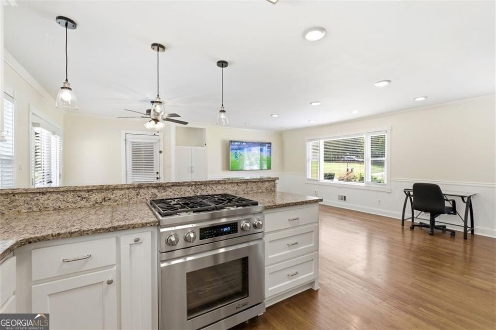 353 Westside Drive - Photo 4