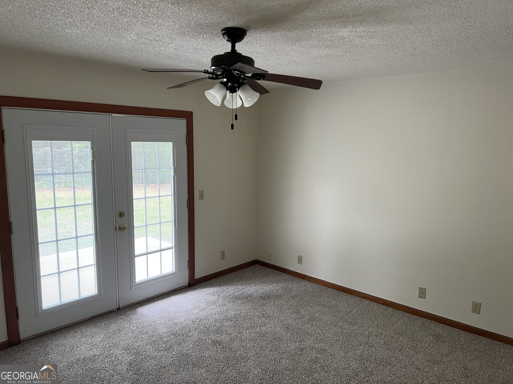 511 Moeckel Lane - Photo 6