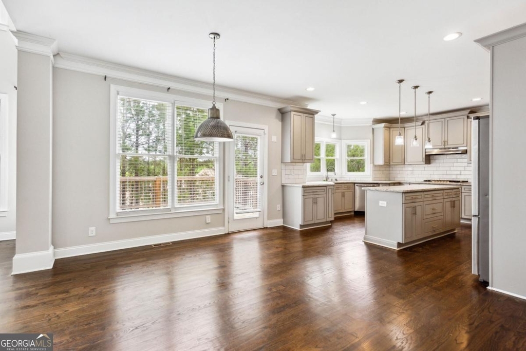 4402 Income Circle - Photo 4