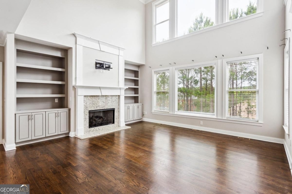 4402 Income Circle - Photo 2