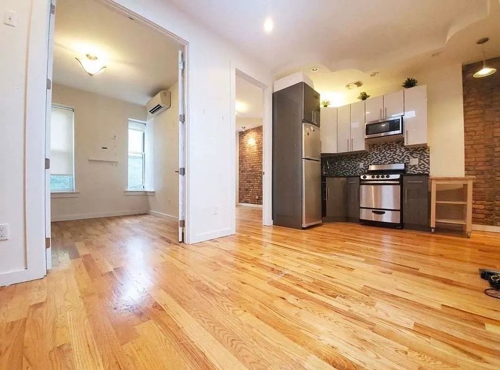 1211 Dean Street - Photo 0