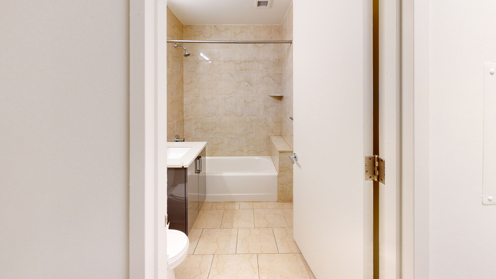 10 Hanover Square - Photo 4