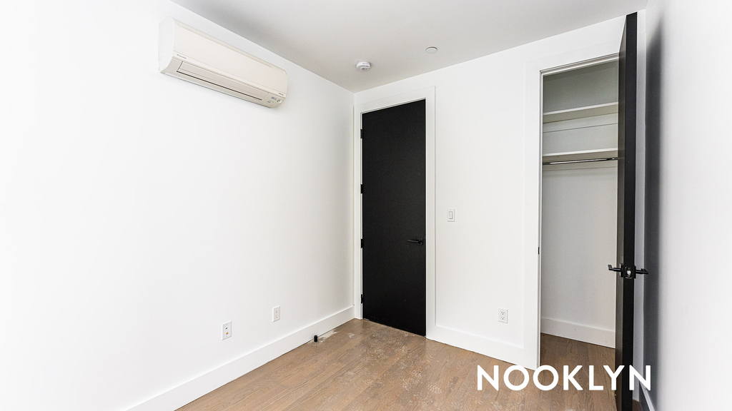 1189 Broadway 11221 - Photo 19