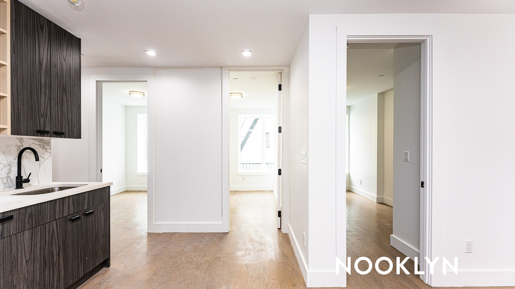 1189 Broadway 11221 - Photo 13