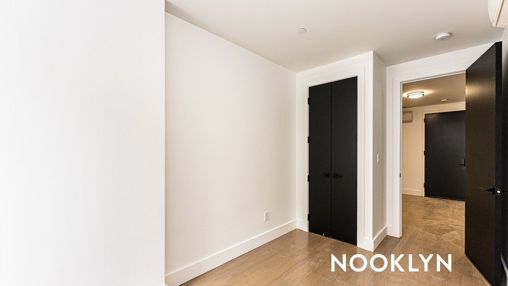 1189 Broadway 11221 - Photo 9