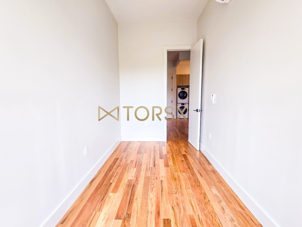 415 Himrod Street - Photo 5