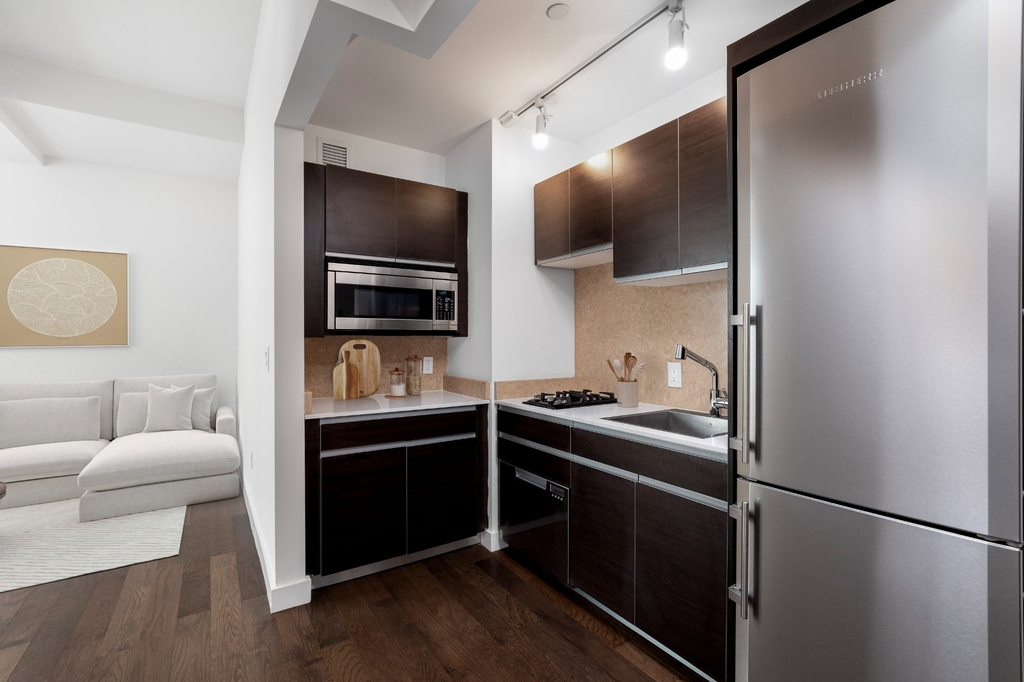 116 John Street - Photo 2