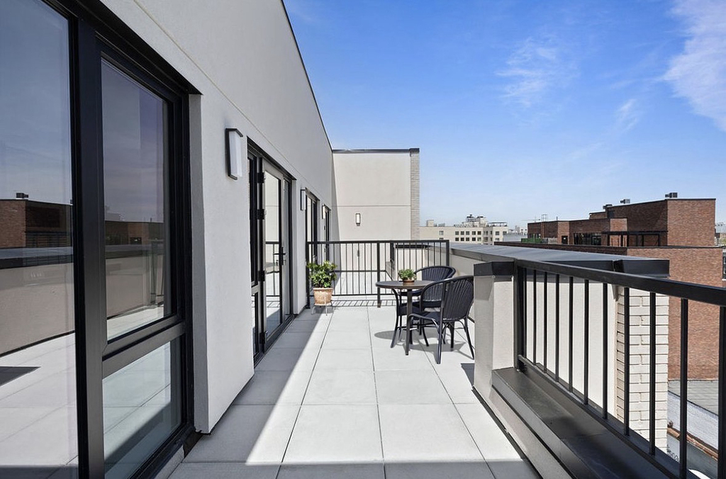 2605 Snyder Avenue - Photo 3