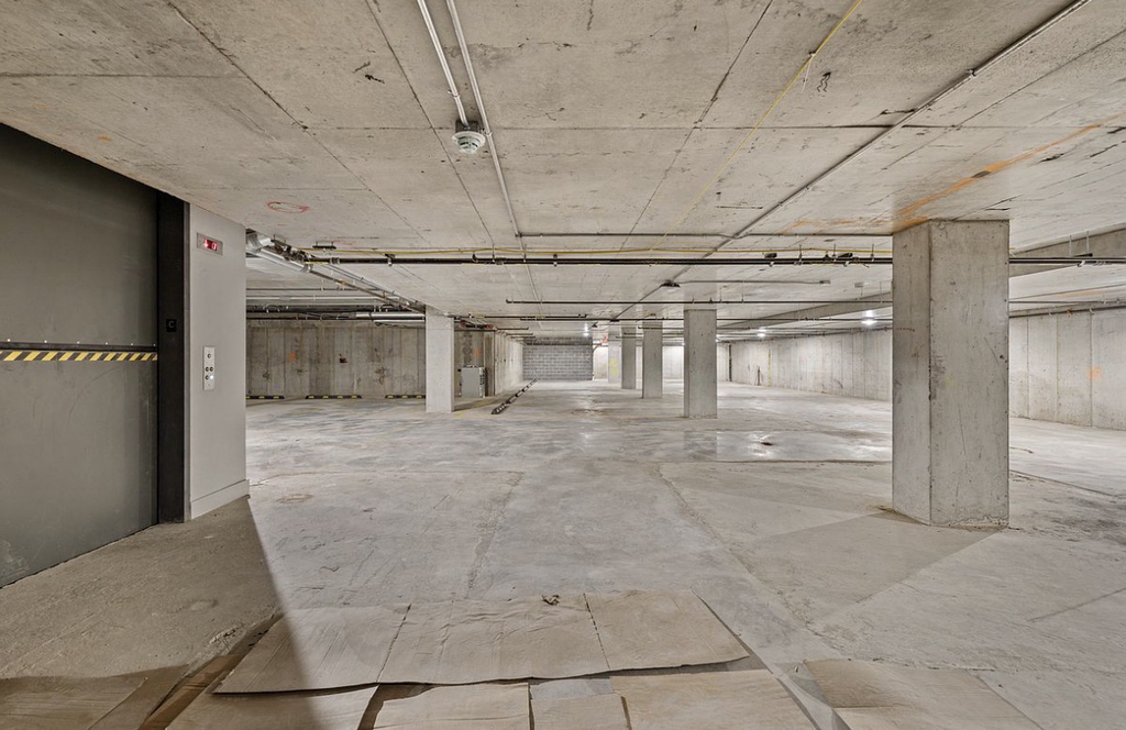 2605 Snyder Avenue - Photo 12