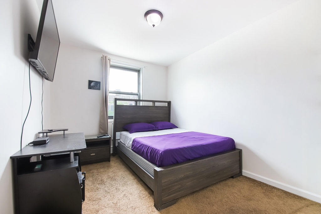 11-55 Welling Court - Photo 8
