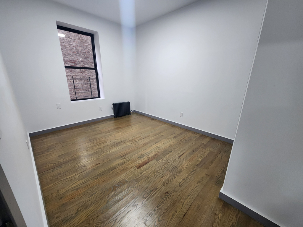 660 West 180th Street - Photo 8