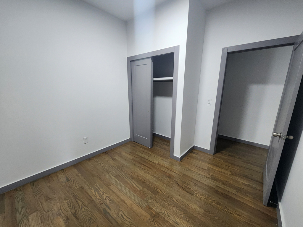 660 West 180th Street - Photo 6