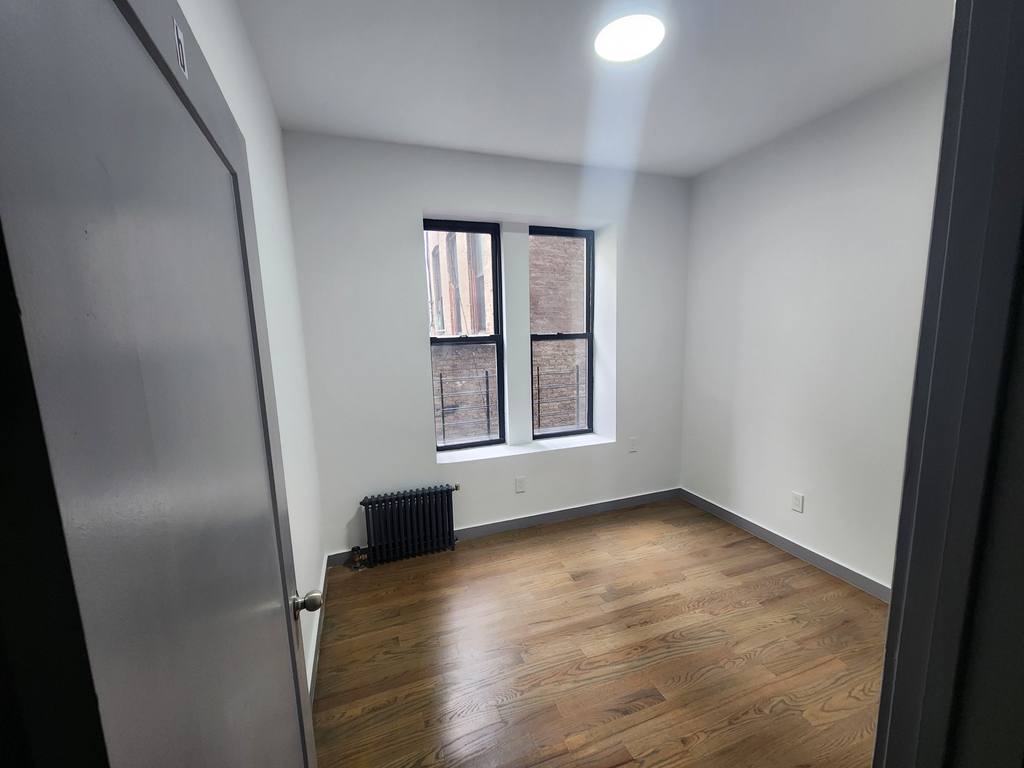 660 West 180th Street - Photo 9