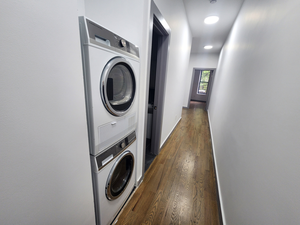 660 West 180th Street - Photo 7