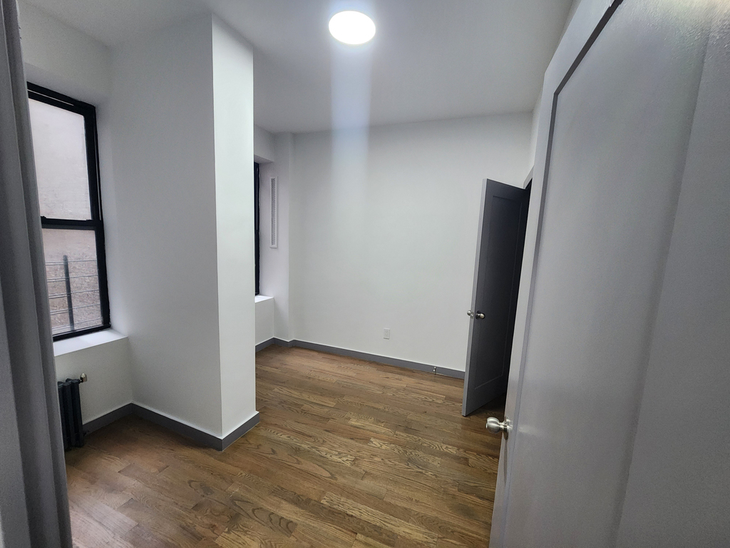 660 West 180th Street - Photo 5