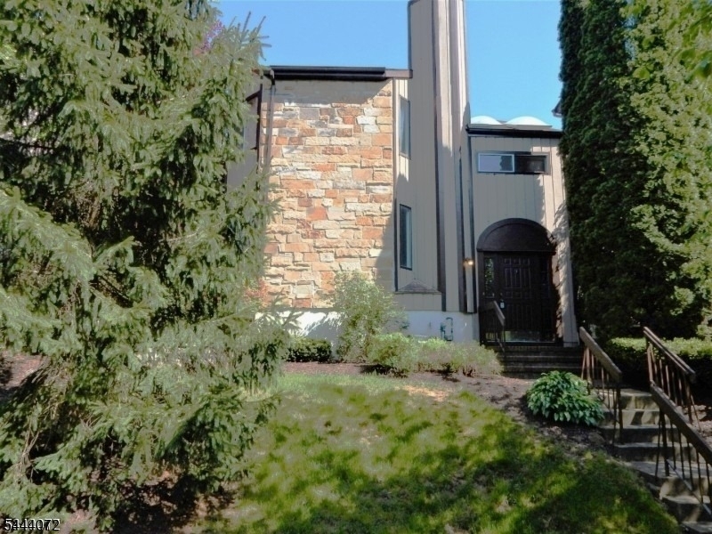 51 Edinborough Ct. - Photo 1