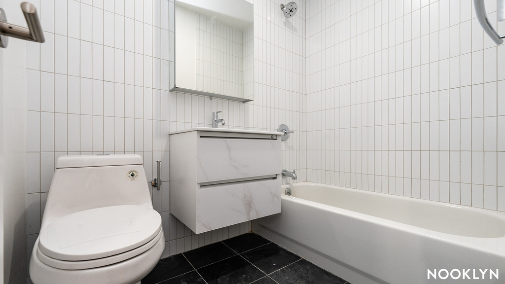 160 Johnson Ave 11206 - Photo 10