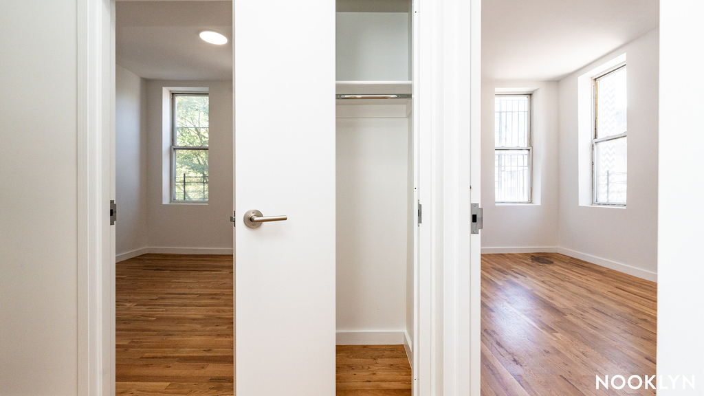 160 Johnson Ave 11206 - Photo 17