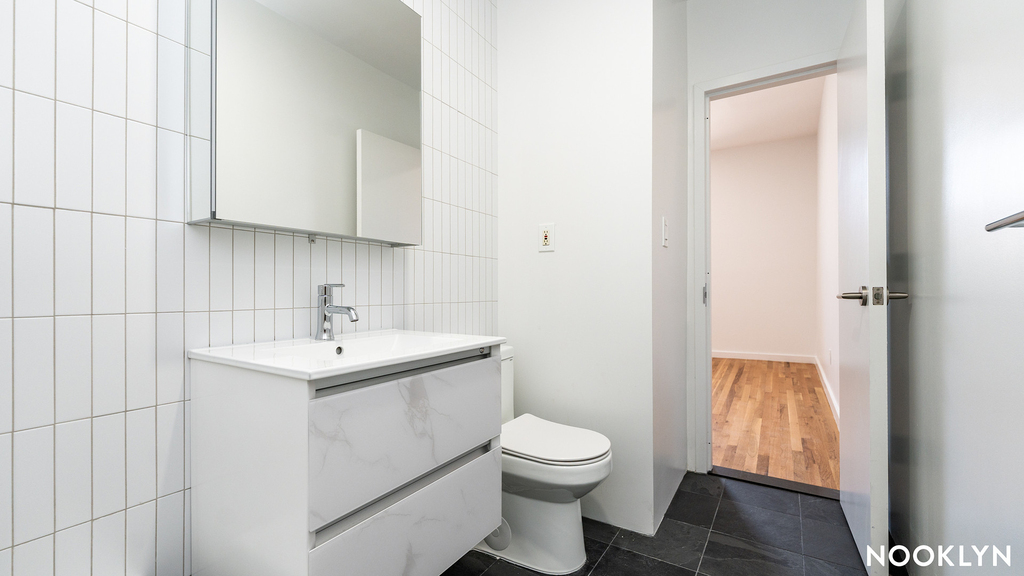 160 Johnson Ave 11206 - Photo 5