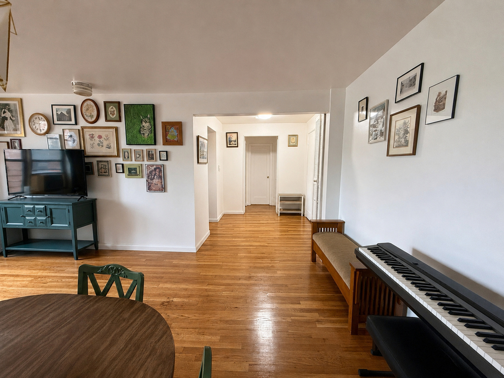 252 Clarkson Avenue - Photo 4