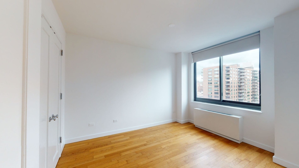 808 Columbus Ave - Photo 3