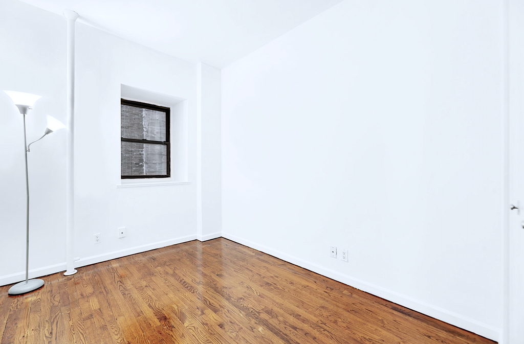 Madison Avenue - Photo 3