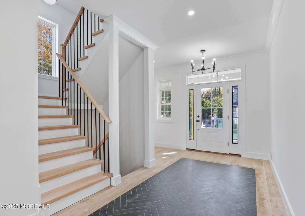 169 Chelsea Avenue - Photo 1