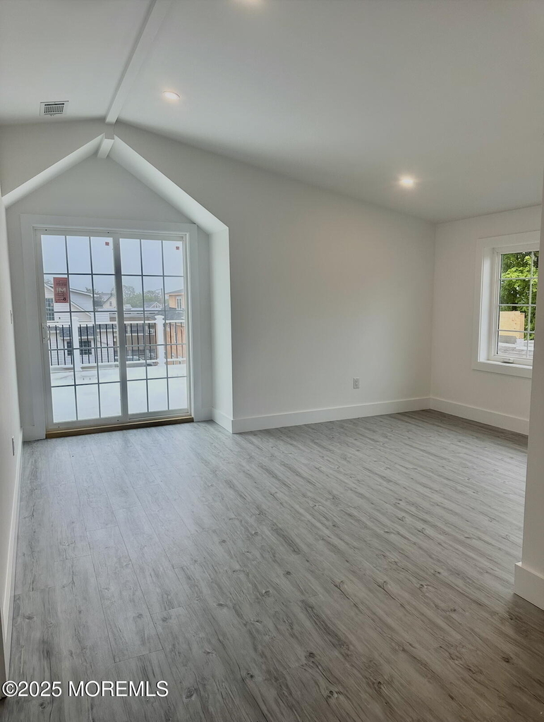169 Chelsea Avenue - Photo 16