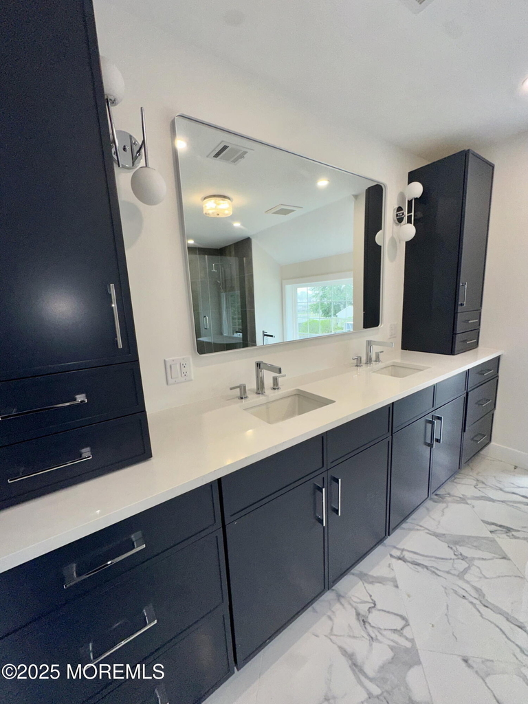 169 Chelsea Avenue - Photo 15