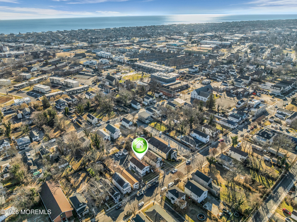 148 Dewitt Avenue - Photo 2