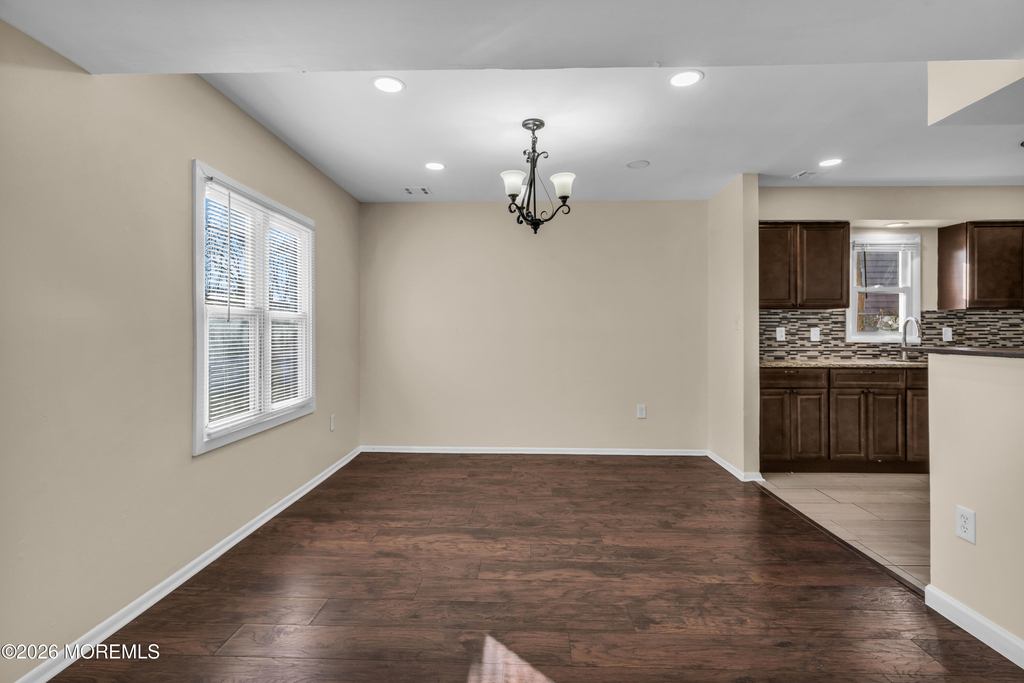 148 Dewitt Avenue - Photo 10