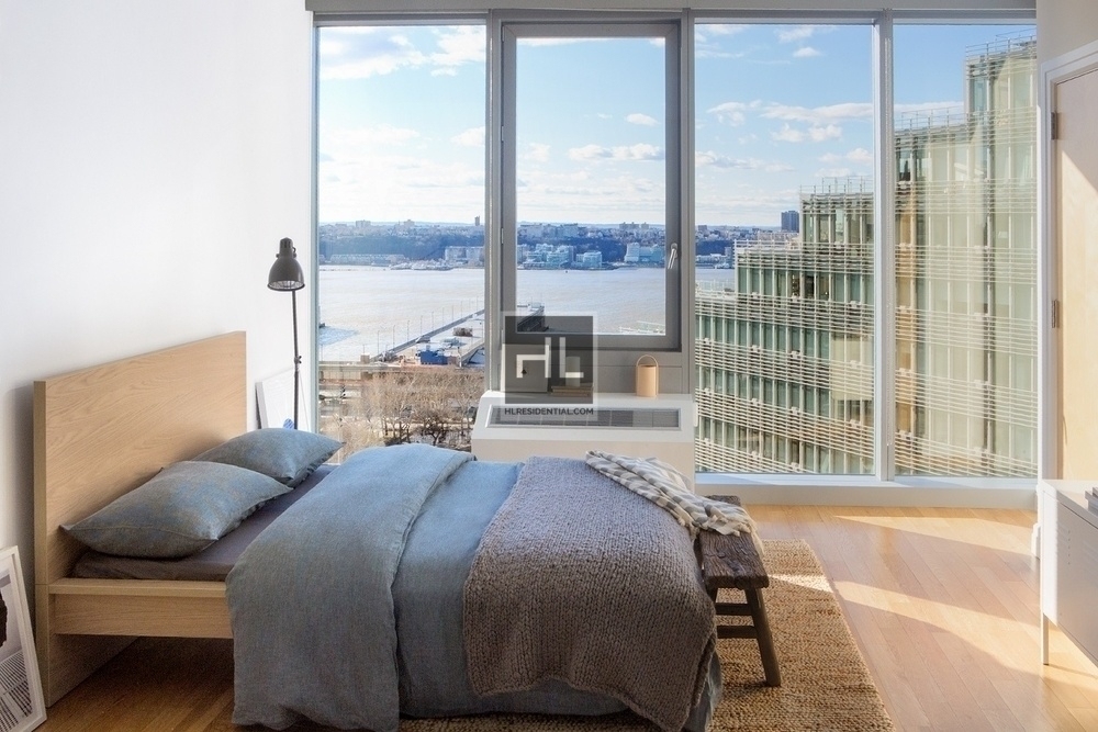 West 54th Street - Photo 2