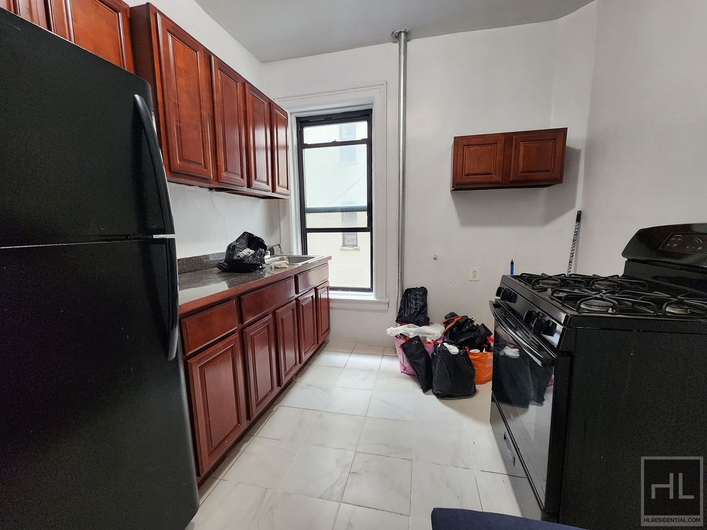 West 148 Street - Photo 0