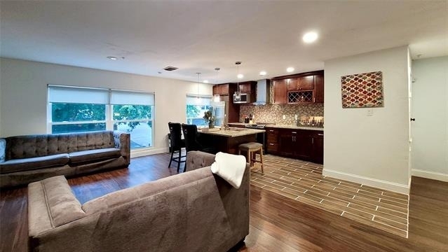 5815 Phoenix Drive - Photo 0