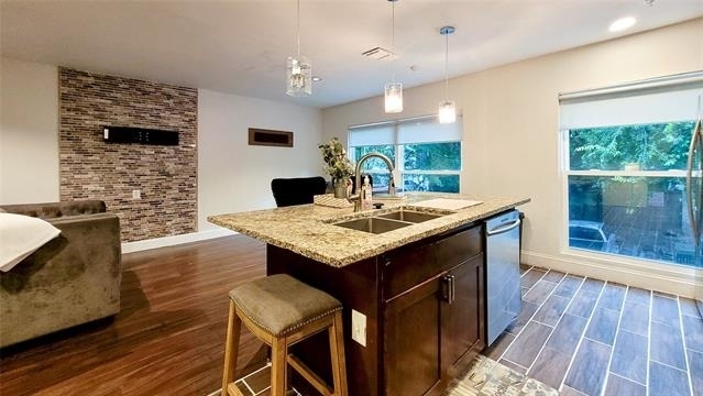 5815 Phoenix Drive - Photo 2
