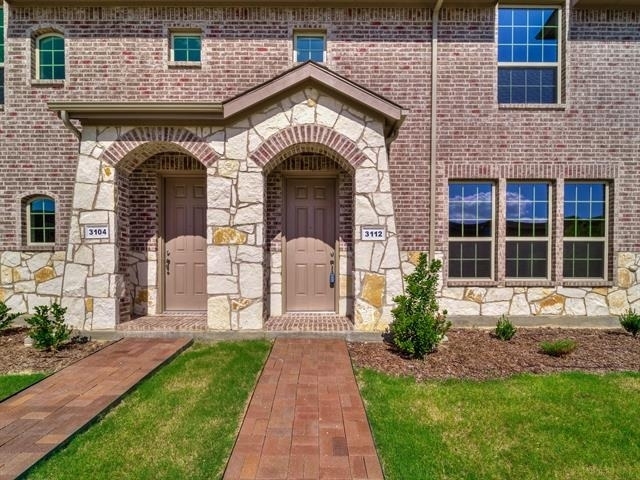 3112 Solana Circle - Photo 1