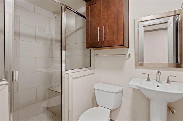 3142 Ross Avenue - Photo 10