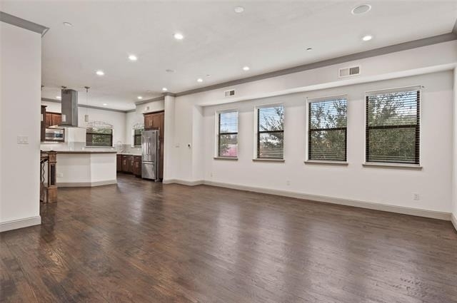 3142 Ross Avenue - Photo 4