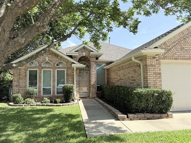 2751 Crystal Glenn Circle - Photo 1