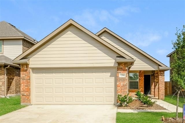 1506 Matthew Drive - Photo 0
