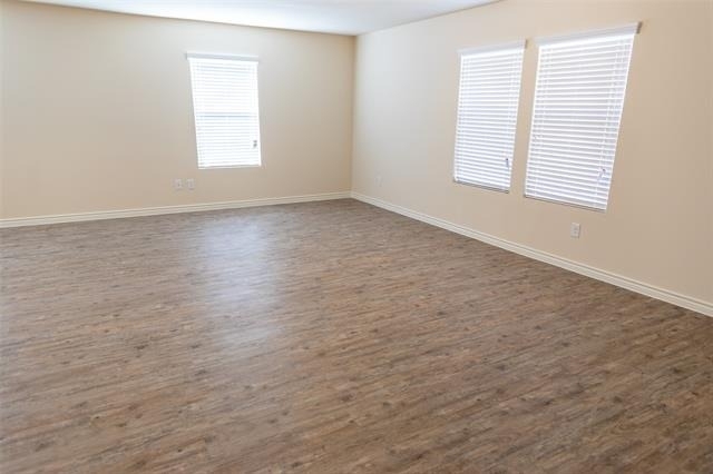 1700 Oriole Drive - Photo 6