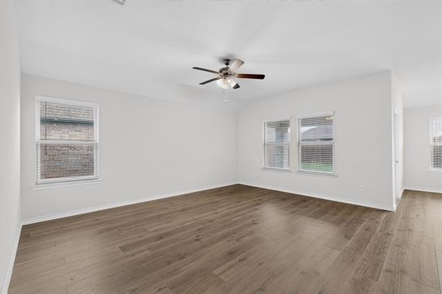 212 Goldfinch Drive - Photo 4