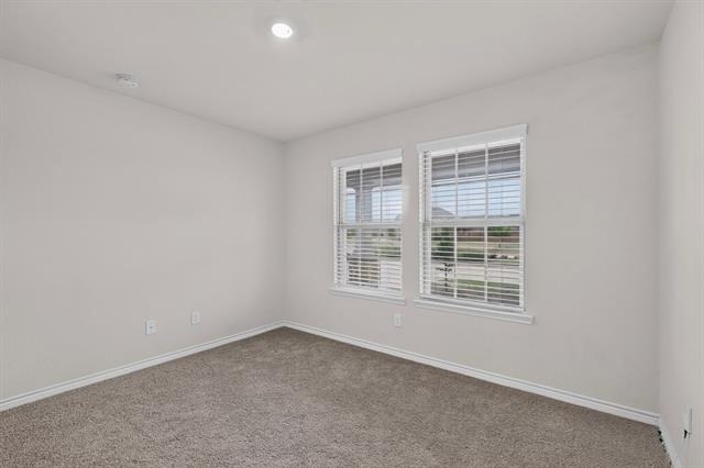212 Goldfinch Drive - Photo 24