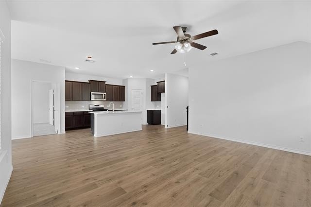 212 Goldfinch Drive - Photo 8