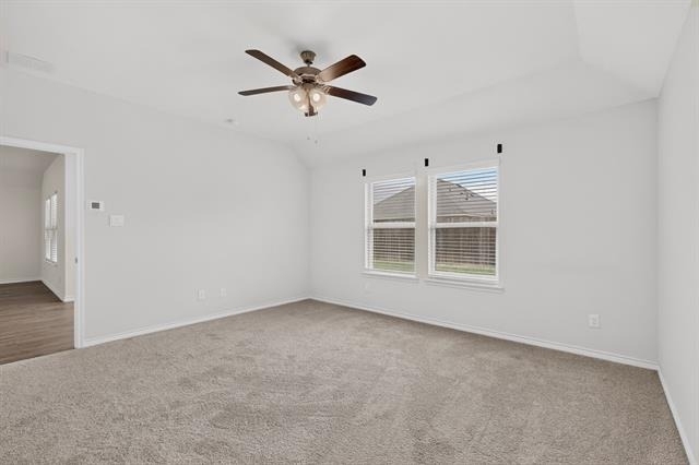 212 Goldfinch Drive - Photo 18