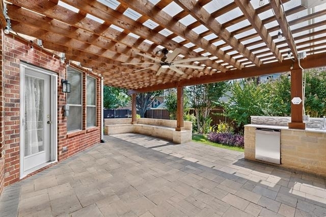 1812 Meadow Ridge Drive - Photo 35