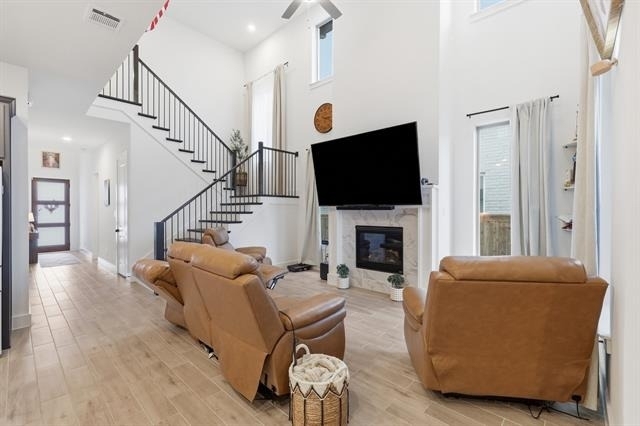 1528 Sandhill Lane - Photo 4