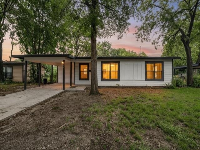 616 Leyenda Drive - Photo 0