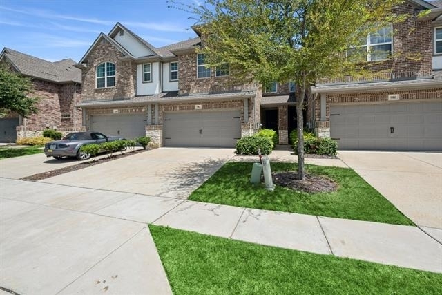 982 Mikaela Drive - Photo 0
