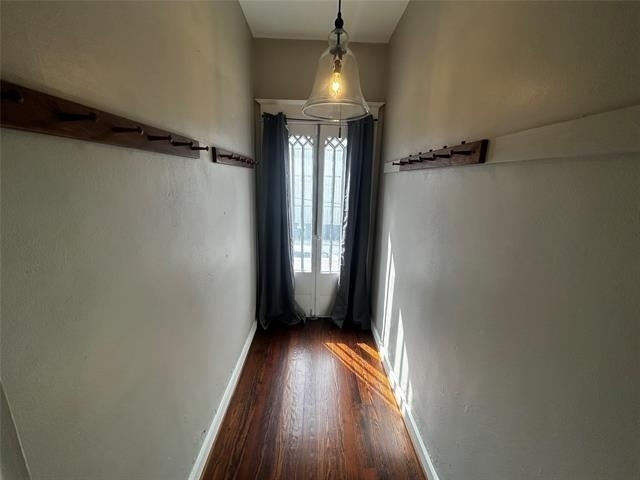1630 Mistletoe Boulevard - Photo 5